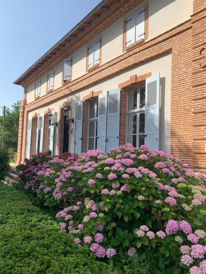 Chambre D'Hotes Et Table D'Hotes Domaine De La Terrasse Sas Et Gite Anda Montauban Lacourt-Saint-Pierre Exteriér fotografie